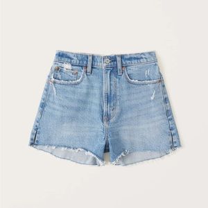 *NWT* Abercrombie Mom Short High Rise